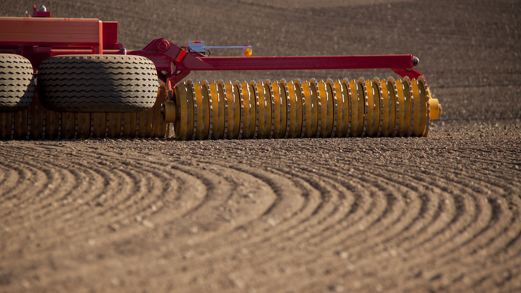 Купить каток прикатывающий. Vaderstad каток прикатывающий. Прикатывающий каток Амазон ДМС 6000. Полевой каток "Vaderstad RX 620 Cambridge". 3 Каток Vaderstad Rexius 1230.